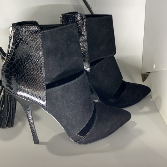 Steve Madden booties triplee - Picture 6 of 13